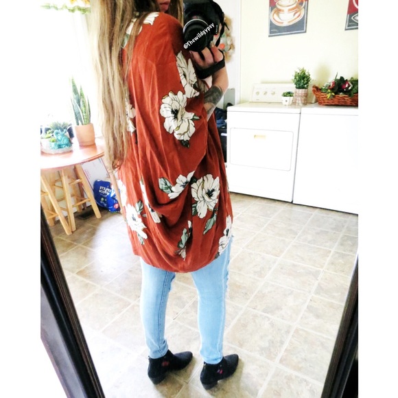 NWOT Rustic floral kimono 🍂 - Picture 6 of 8
